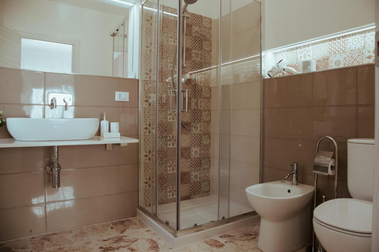 Sostanza - Rooms In Катания Екстериор снимка