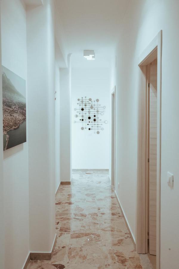 Sostanza - Rooms In Катания Екстериор снимка