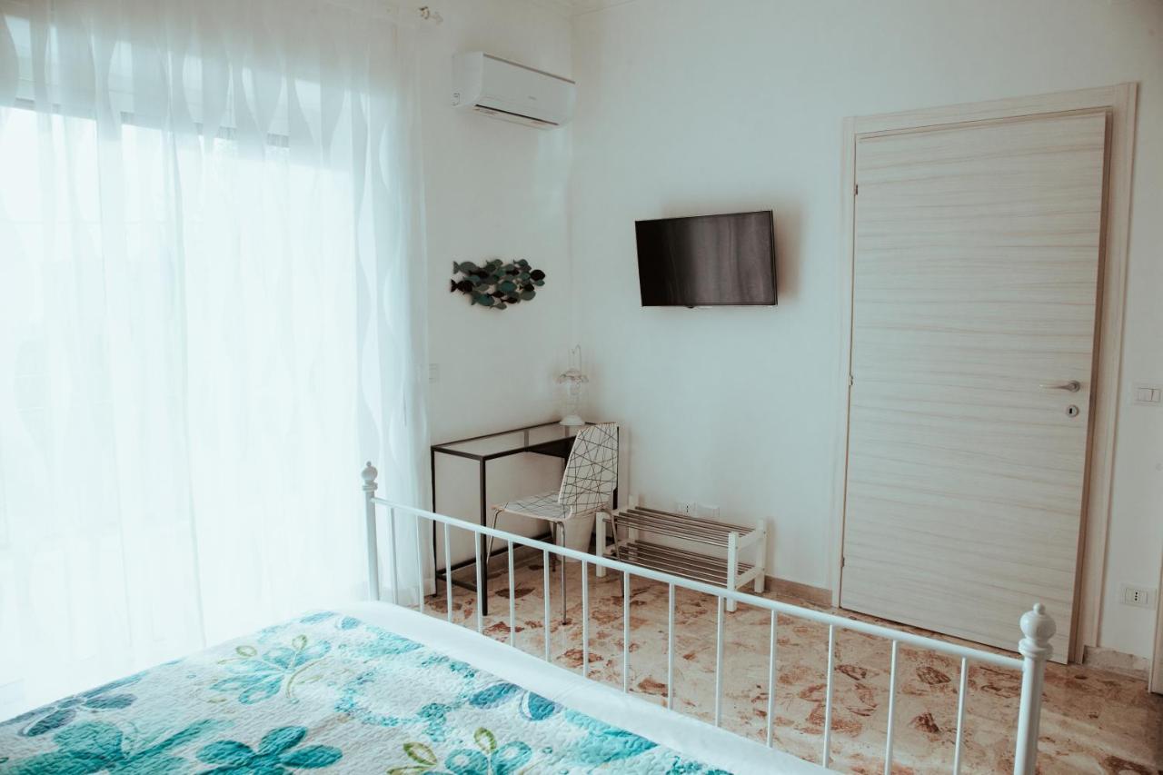 Sostanza - Rooms In Катания Екстериор снимка