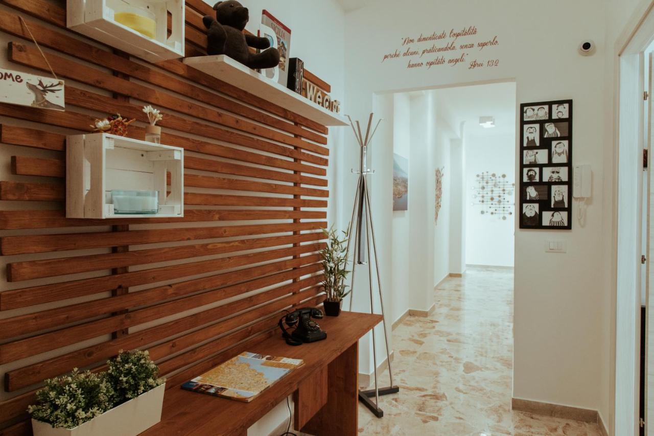 Sostanza - Rooms In Катания Екстериор снимка