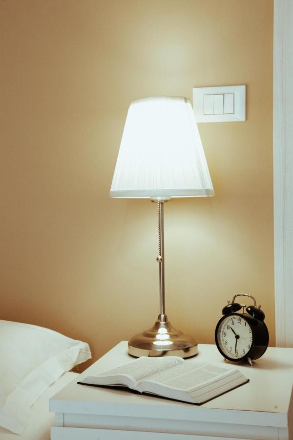 Sostanza - Rooms In Катания Екстериор снимка
