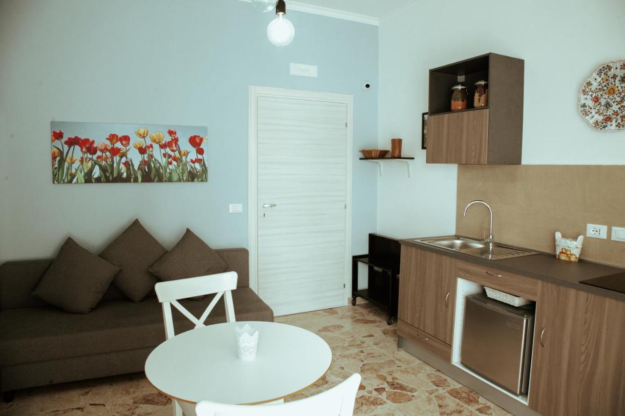 Sostanza - Rooms In Катания Екстериор снимка